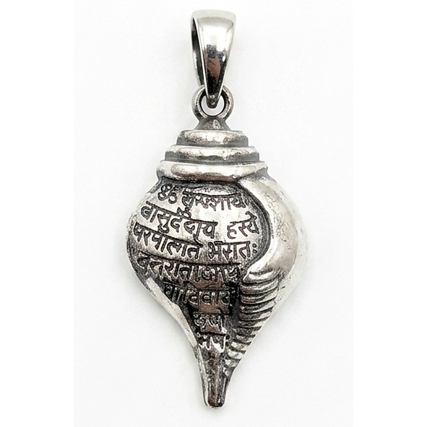 Panchajanya Shankh Pendant — Sanskrit Mantra